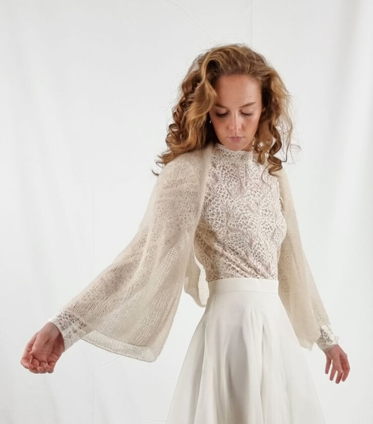 bridal-sleeves-brautstola-BERLIN-golden-12