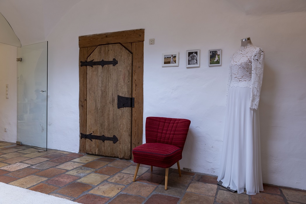 thereseundluise-brautmode-rosenheim-anproberaum thereseundluise-brautmode-rosenheim-anproberaum