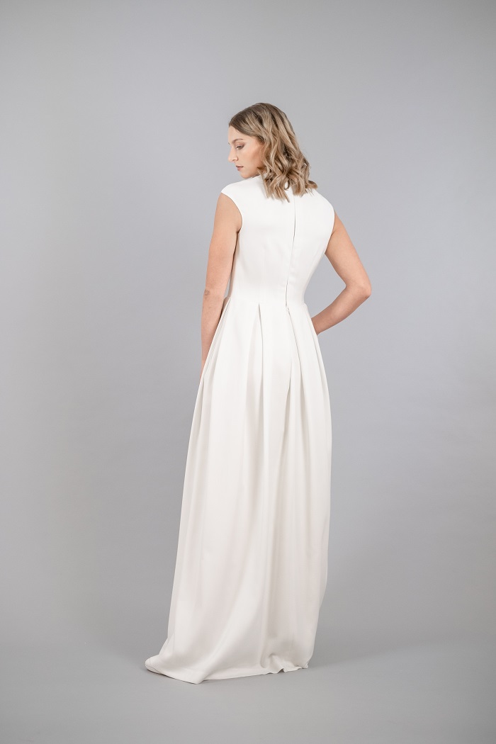therseundluise-brautkleid-2023-schlicht-hochgeschlossen-osma-regionale-stoffe-wolle-13 thereseundluise-brautkleid-2023-hochgeschlossen-schlicht